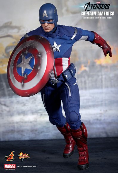Captain America figure by Yulli, produced by Hot Toys. Front view.