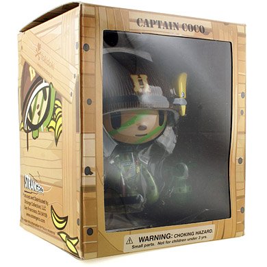 Captain Coco  figure by Simone Legno (Tokidoki), produced by Strangeco. Packaging.