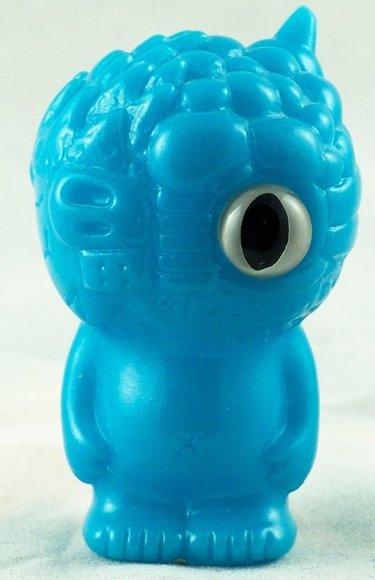 Chaos Q Bean - Unpainted Blue figure by Mori Katsura, produced by Realxhead. Front view.