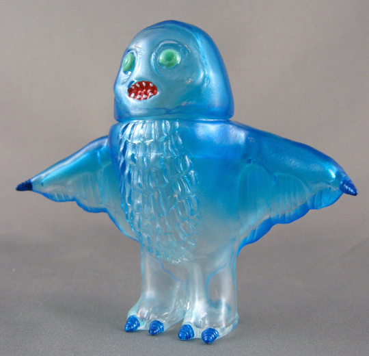 Chou-Cho figure by Chris Bryan (Grumble Toy), produced by Grumble Toy. Front view.