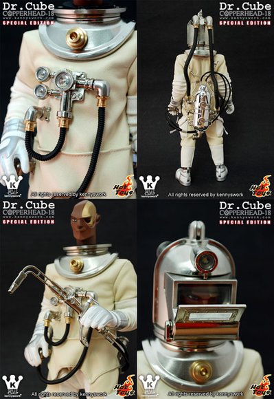 Dr. Cube Copperhead-18 Special Edition figure by Kenny Wong, produced by Hot Toys. Detail view.