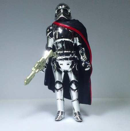 Counterfeit - MK II figure by David Healey, produced by Healeymade. Front view.