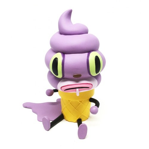 Creamy - Ube Edition figure by Gary Baseman, produced by 3D Retro. Front view.