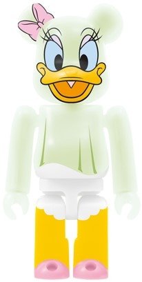 Daisy Duck Be@rbrick 100% - Ghost Ver. figure by Disney, produced by Medicom Toy. Front view.