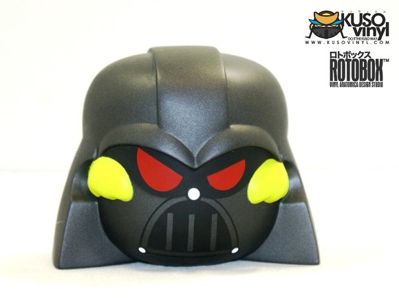 DarthPon - SDCC 2013 figure by Rotobox, produced by Kuso Vinyl. Front view.