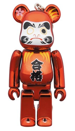 Daruma doll - Pass red plating BE@RBRICK 100% figure, produced by Medicom Toy. Front view.