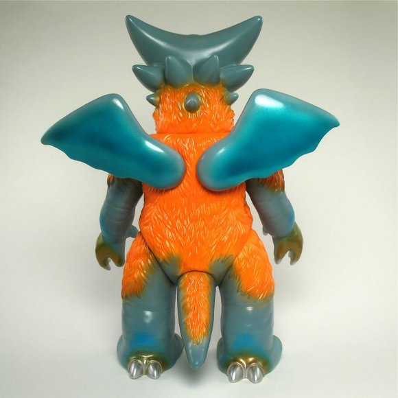 Deathra - Light Blue, Orange figure by Naoya Ikeda. Back view.