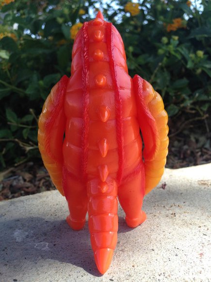 Deathworm figure by Tttoy, produced by Iwa Japan. Back view.