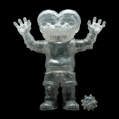 Doublethink - ICED figure by Takahiro Komoru, produced by Toy Art Gallery. Front view.