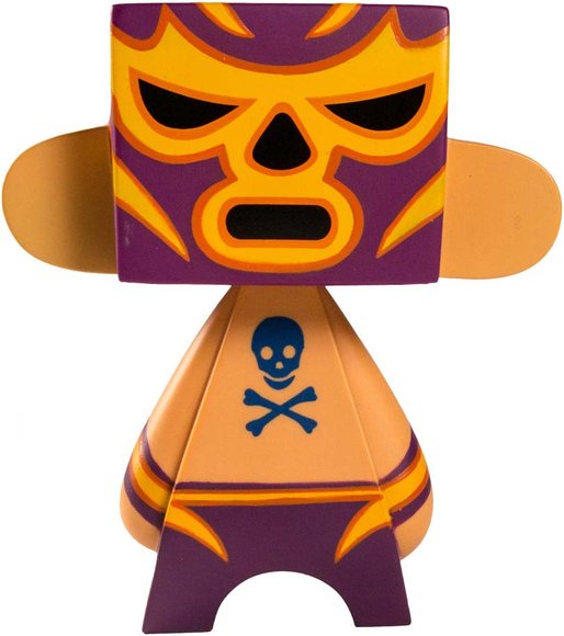 El Lucha figure by Jeremy Madl (Mad), produced by Solid. Front view.