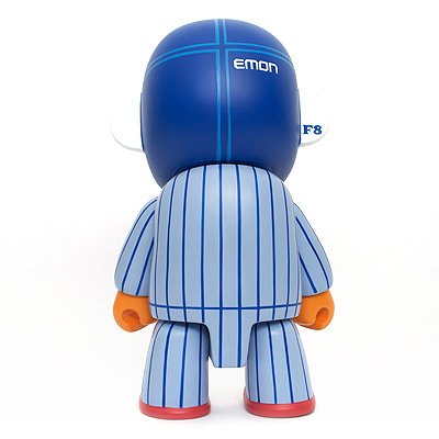 Emon Mon figure by Ian Christy, produced by Toy2R. Back view.