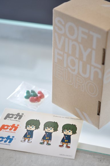 plus+tic inn-stant (ユーロくんソフビ人形) figure by Pansonworks, produced by Pansonworks. Packaging.