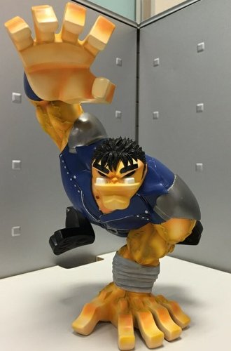 Fist of The North Star figure, produced by Coarsetoys. Front view.
