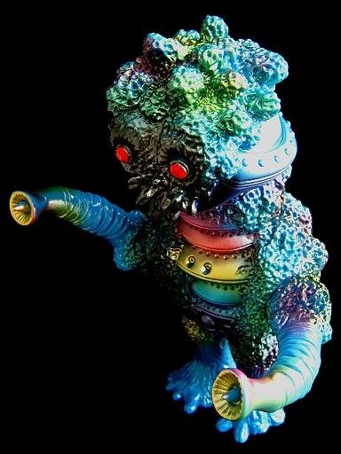 F.S. Kaiju Mother Maza (円盤怪獣マザー) figure by Zollmen, produced by Zollmen. Side view.