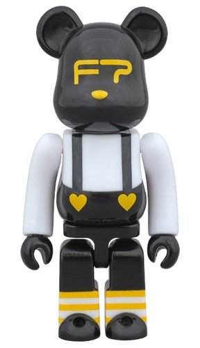 FTISLAND BE@RBRICK figure, produced by Medicom Toy. Front view.