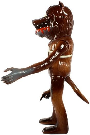 Fungus Amungus Earth Wolf - Rotofugi Exclusive figure by Josh Herbolsheimer, produced by Medicom Toy. Side view.