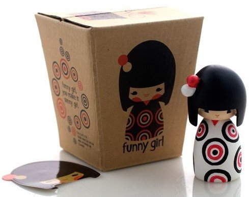 Funny Girl, you make it sunny girl. figure by Momiji, produced by Momiji. Packaging.