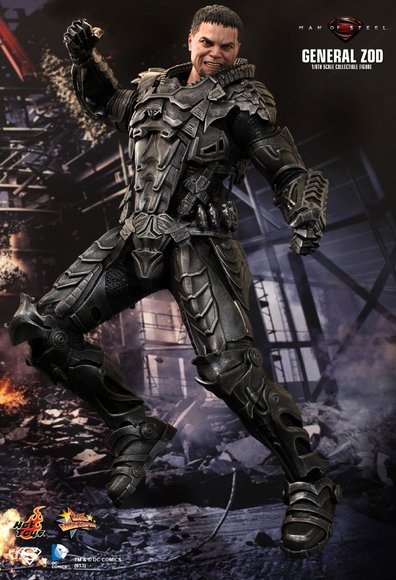 General Zod figure by Jc. Hong & Kojun, produced by Hot Toys. Front view.