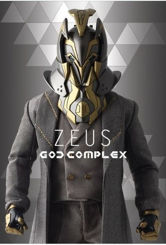 God Complex: Zeus figure by Bryan Lie, produced by Foxbox. Detail view.