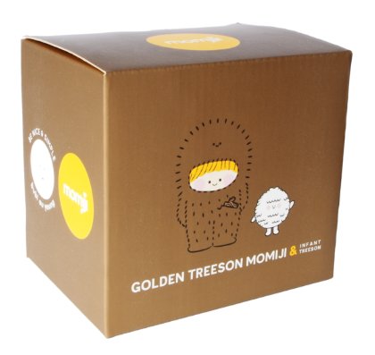 Golden Treeson figure by Bubi Au Yeung, produced by Momiji. Packaging.
