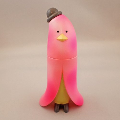 Gradation Formal - Pink Cloud figure by Chima Group, produced by Chima Group. Front view.