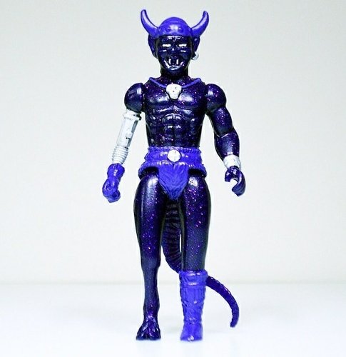 GRHOUL - Purple Glitter Commission figure by LAmour Supreme & Greg Mishka, produced by Healeymade. Front view.