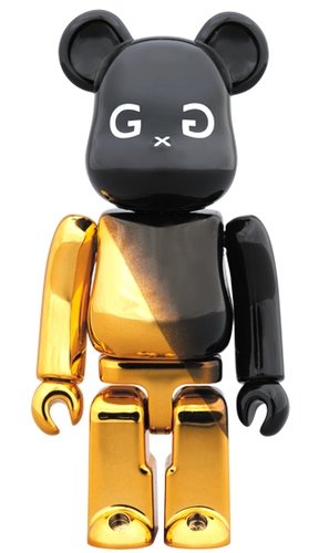 GXG × CLS BE@RBRICK 100% figure, produced by Medicom Toy. Front view.