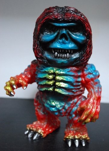 Hag DX figure by Rampage Toys X Mvh. Front view.