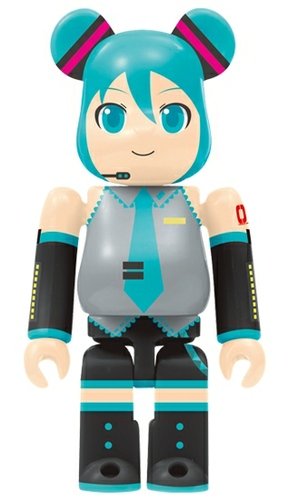 Happy lottery Hatsune Miku 2014 Autumn Ver. BE@RBRICK (Hatsune miku) figure, produced by Medicom Toy. Front view.