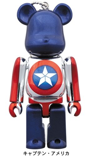 Happy lottery MARVEL captain America BE@RBRICK 100% figure, produced by Medicom Toy. Front view.