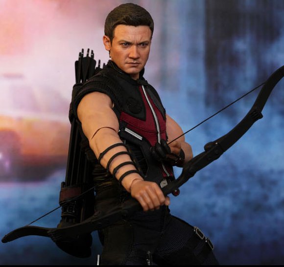 Hawkeye figure by Yulli, produced by Hot Toys. Detail view.