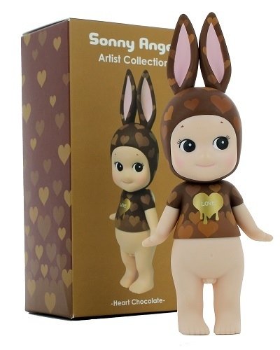 Heart Chocolate Rabbit figure by Dreams Inc., produced by Dreams Inc.. Front view.
