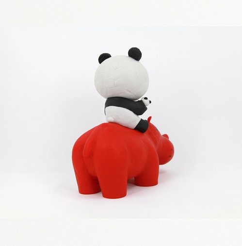 Hippo Panda figure by Cacooca, produced by Cacooca. Back view.