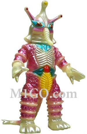 Hipporito Seijin (ヒッポリト星人) figure by Yuji Nishimura, produced by M1Go. Front view.