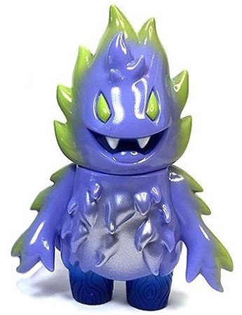Honoo - Purple Passion figure by Leecifer, produced by Super7. Front view.