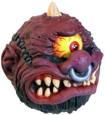 Horn Head figure by Ramirez Studios, produced by Mondo. Front view.