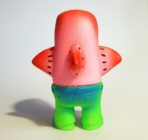 Hot Sauce figure by Skinner. Back view.