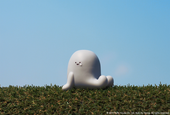 I AM OK set figure by Bubi Au Yeung, produced by Fluffy House. Front view.