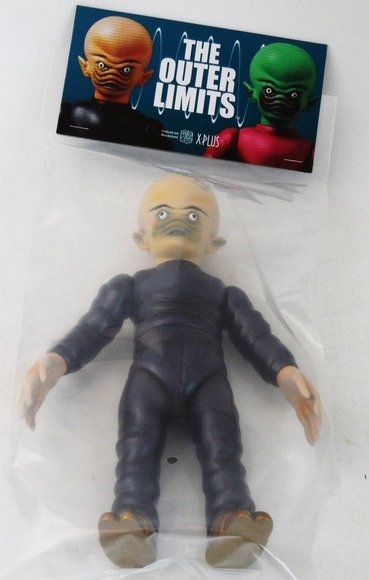 Ikar - The Outer Limits, X-Plus - Original Color figure by Bearmodel, produced by Medicom Toy. Packaging.