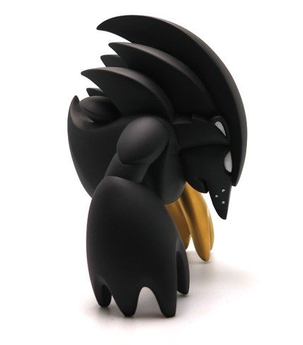 Locks - Black and Gold figure by Mark Landwehr, produced by Coarsetoys. Side view.