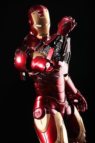 Iron Man Mark 3 Battle Damaged Version figure by Hot Toys, produced by Hot Toys. Detail view.