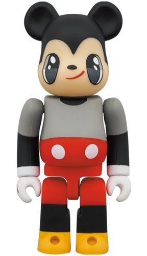 Javier Calleja MICKEY MOUSE BE@RBRICK 100% figure, produced by Medicom Toy. Front view.