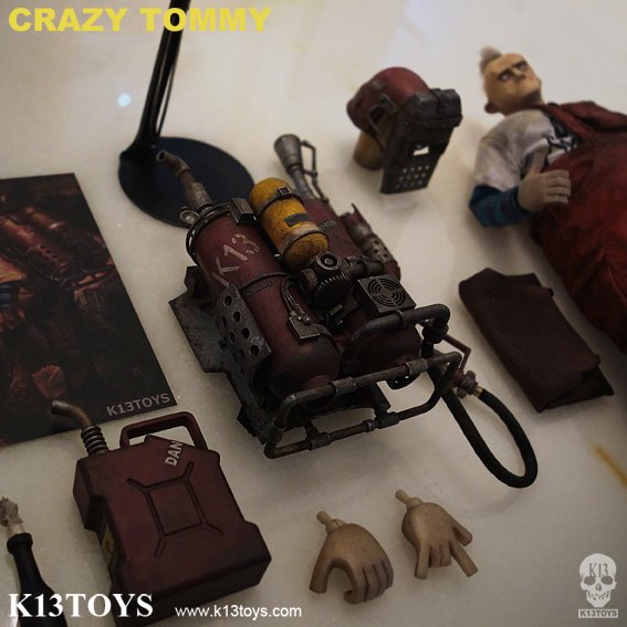 K13 Toys - Crazy Tommy figure, produced by K13 Toys. Detail view.