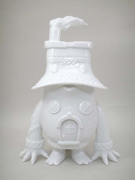 Kaijindoumei (Dream House Monster) - Mt White figure by Kaijin X Noriya Takeyama, produced by One-Up. Front view.
