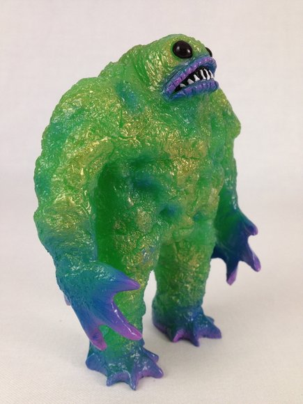 Kaiju Rhaal : Wave 5 Green figure by Barry Allen, produced by Gorgoloid. Front view.