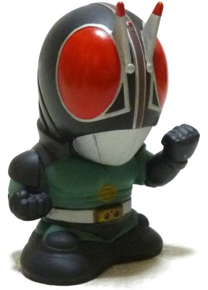 Kamen Rider Black RX figure, produced by Banpresto. Side view.