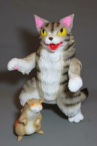 King Negora - Brown Stripe figure by Mark Nagata, produced by Max Toy Co.. Front view.