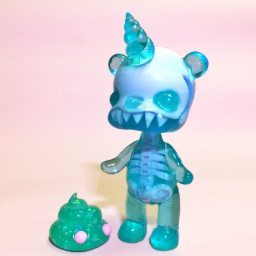 Kucon & Chi figure by Kik Toyz, produced by Self Produced. Front view.