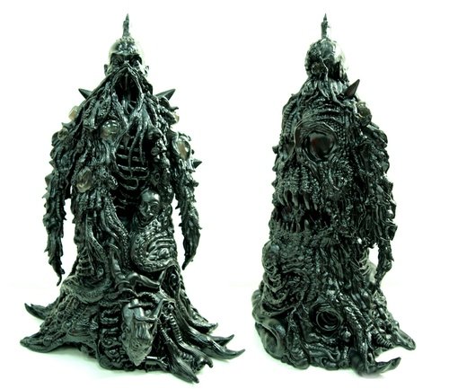LOLGOLTH GNAZGOROTH figure by Skinner, produced by Unbox Industries. Front view.