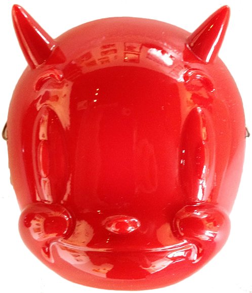 Lucky Devil Mask - Red figure by Glenn Barr, produced by Mana Studios. Front view.